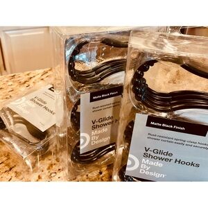 4 pkgs of 12 V-Glide Shower Hooks